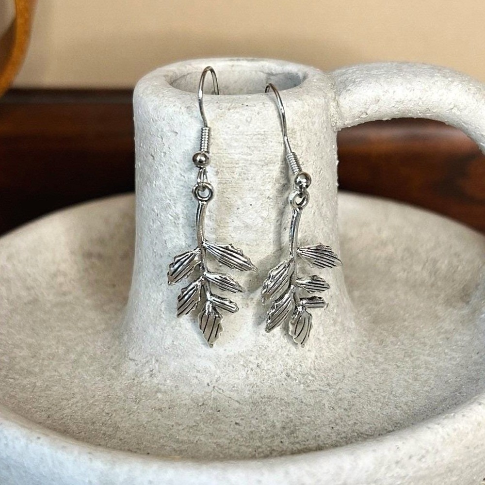 Handcrafted‎ Silver Leaf Dangle Earrings Bohemian Dainty Everyday Wear